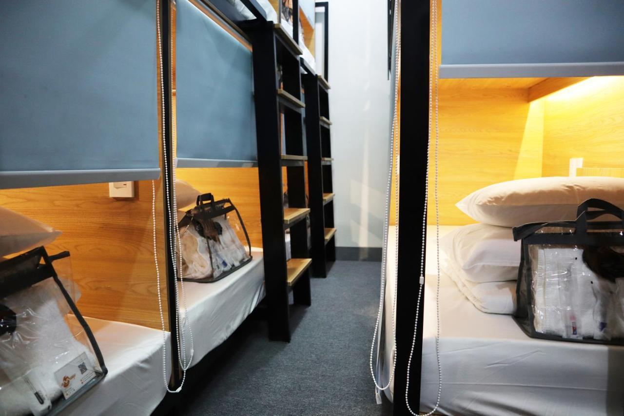 Amango Hostel Хошимин Экстерьер фото