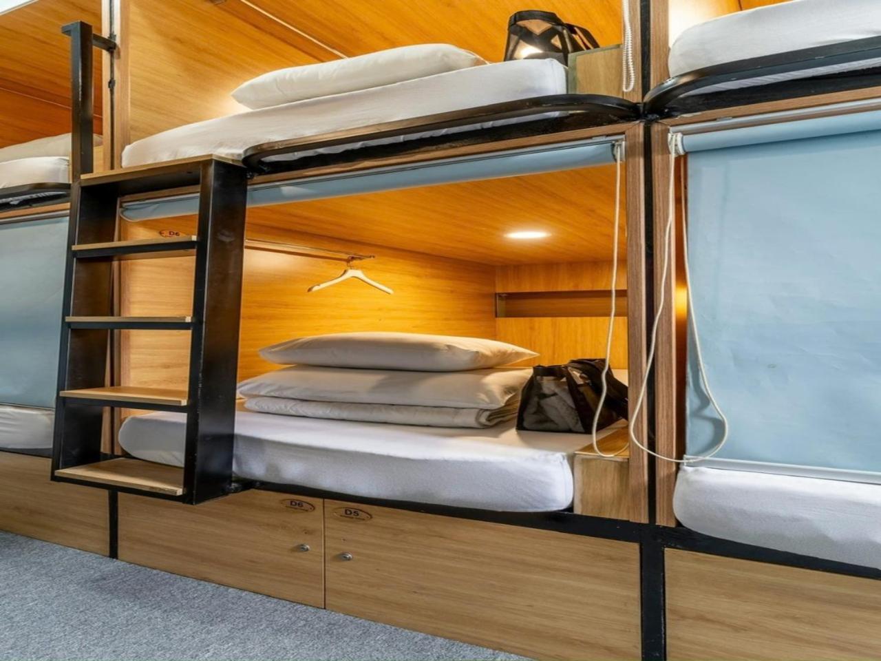 Amango Hostel Хошимин Экстерьер фото